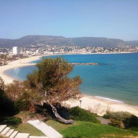 Apartment Familial Avec Piscine, Parking Et Climatisation Au Lavandou - Fr-1-251-439 Le Lavandou